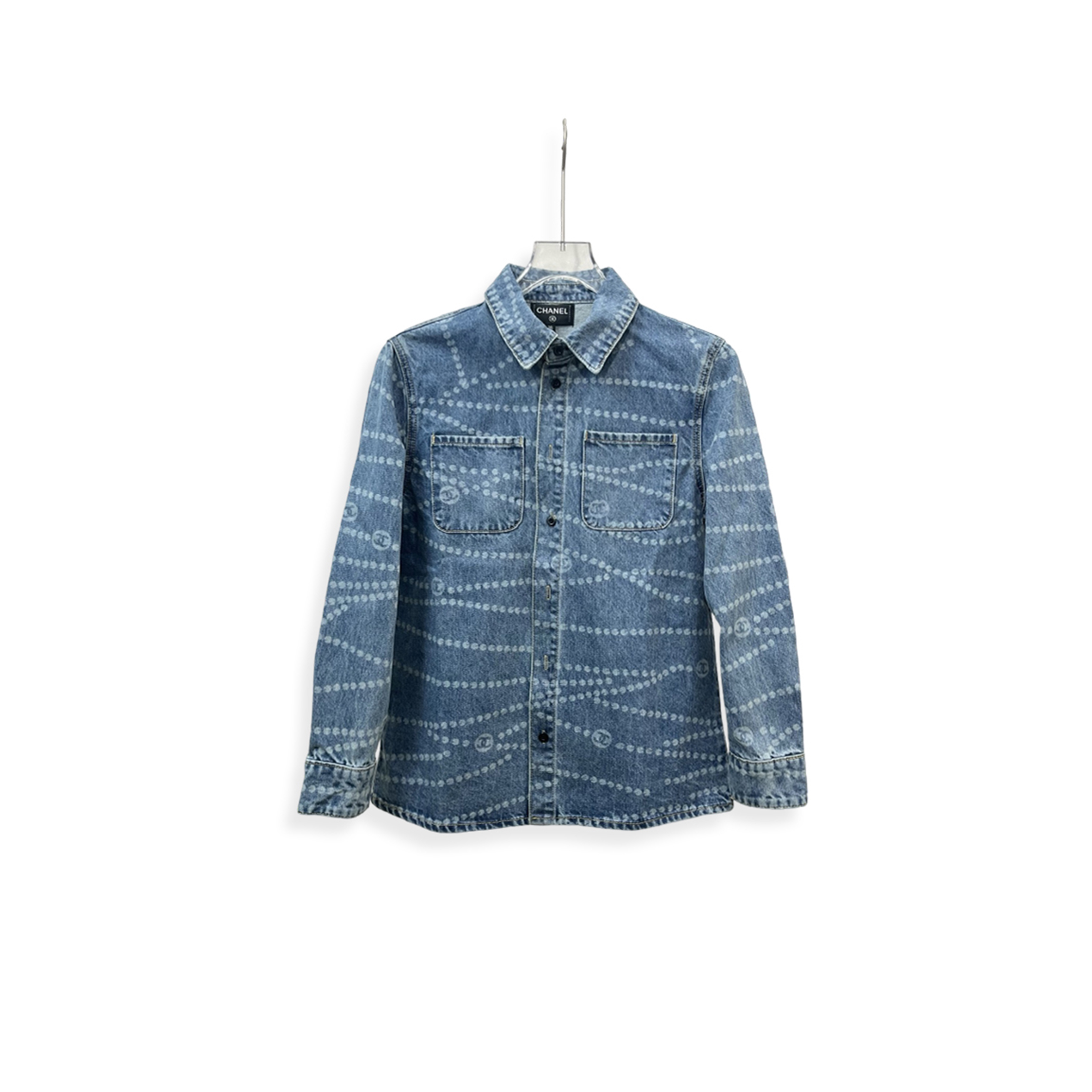 ch**el pearl chain De*1m shirt
